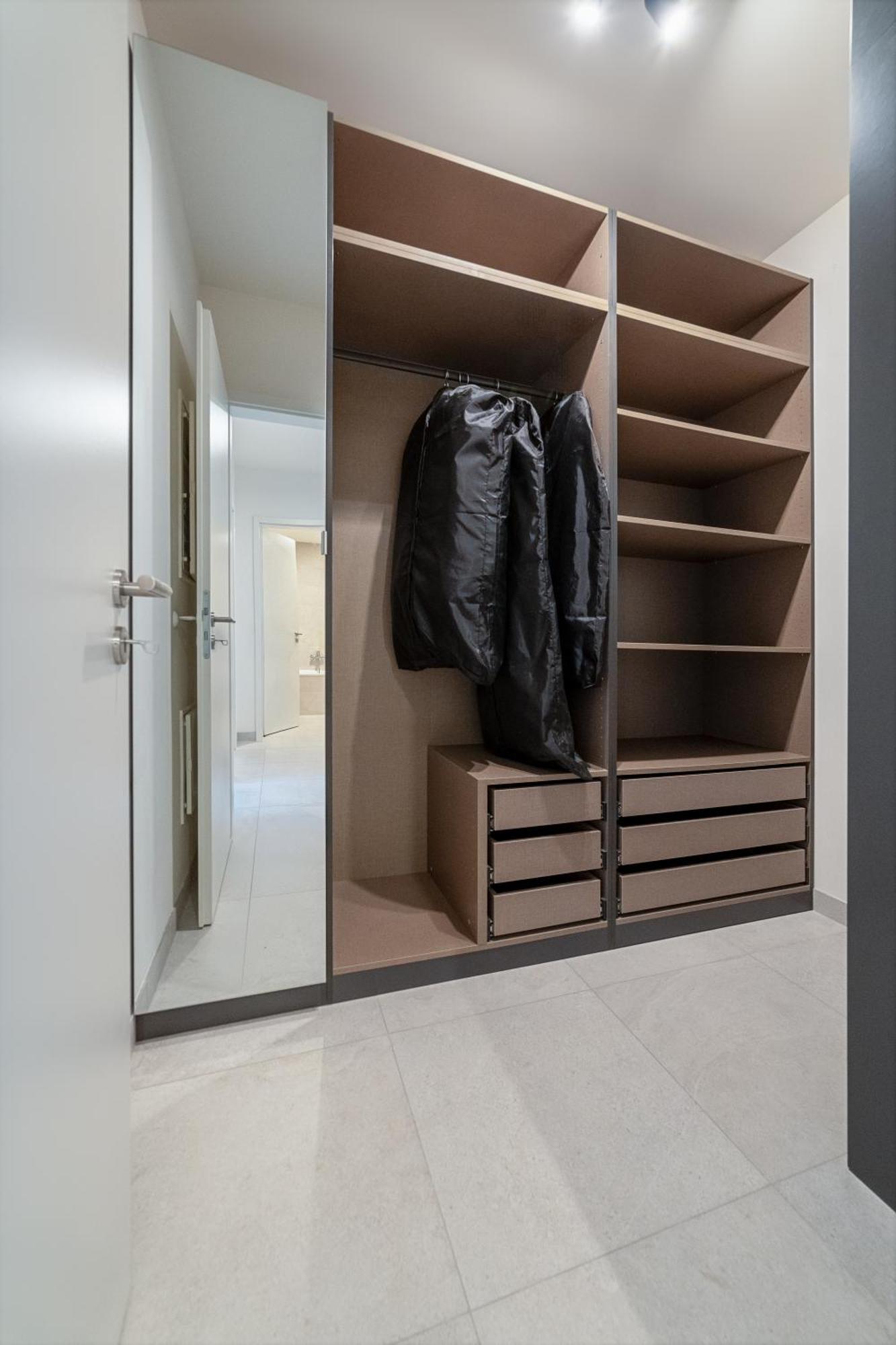 Chic Living At Vista Serenity With Balcony Appartamento *