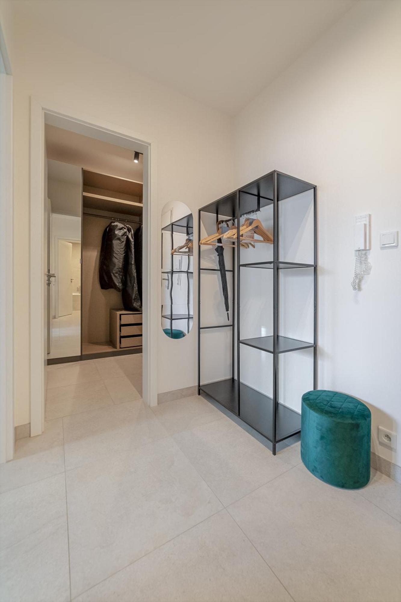 Appartamento Chic Living At Vista Serenity With Balcony Praga